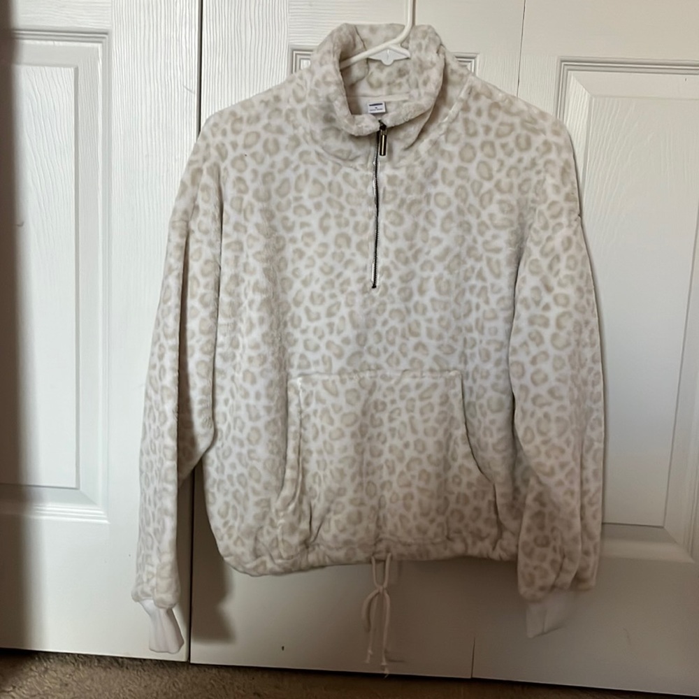 Old Navy cheetah print top